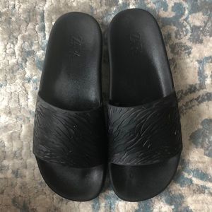 ZARA slides! Size 39